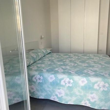 Apartamento Nuovo Bilocale Super Accessoriato Con Spazio Esterno Sirolo Exterior foto